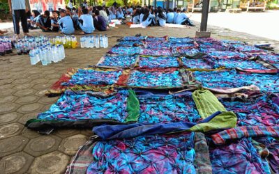 Siswa SMPN 1 Tarokan Antusias Belajar Membuat Batik Jumputan